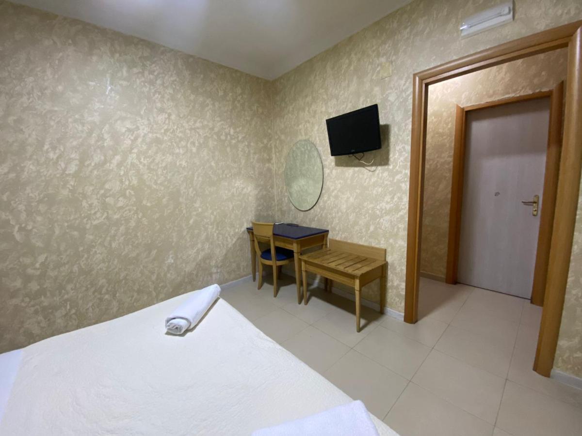 Hotel La Pace Napoli Eksteriør bilde