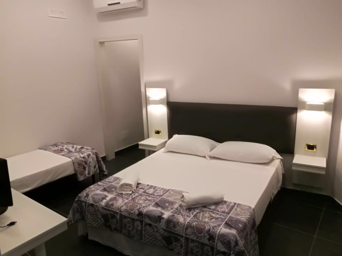 Hotel La Pace Napoli Eksteriør bilde